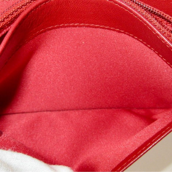 Chanel Wallet - Picture 17 of 17